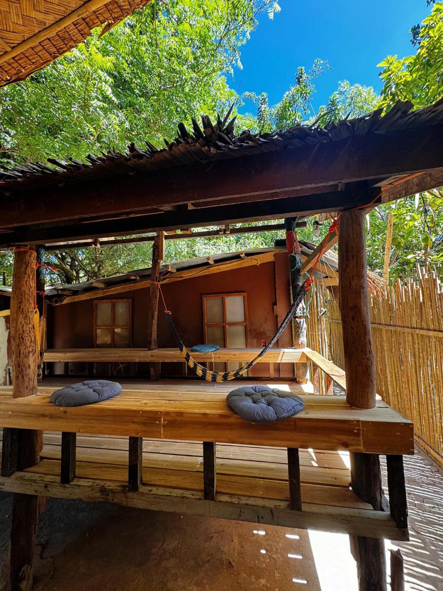 Oia Beach Hostel - エルニド エクステリア 写真